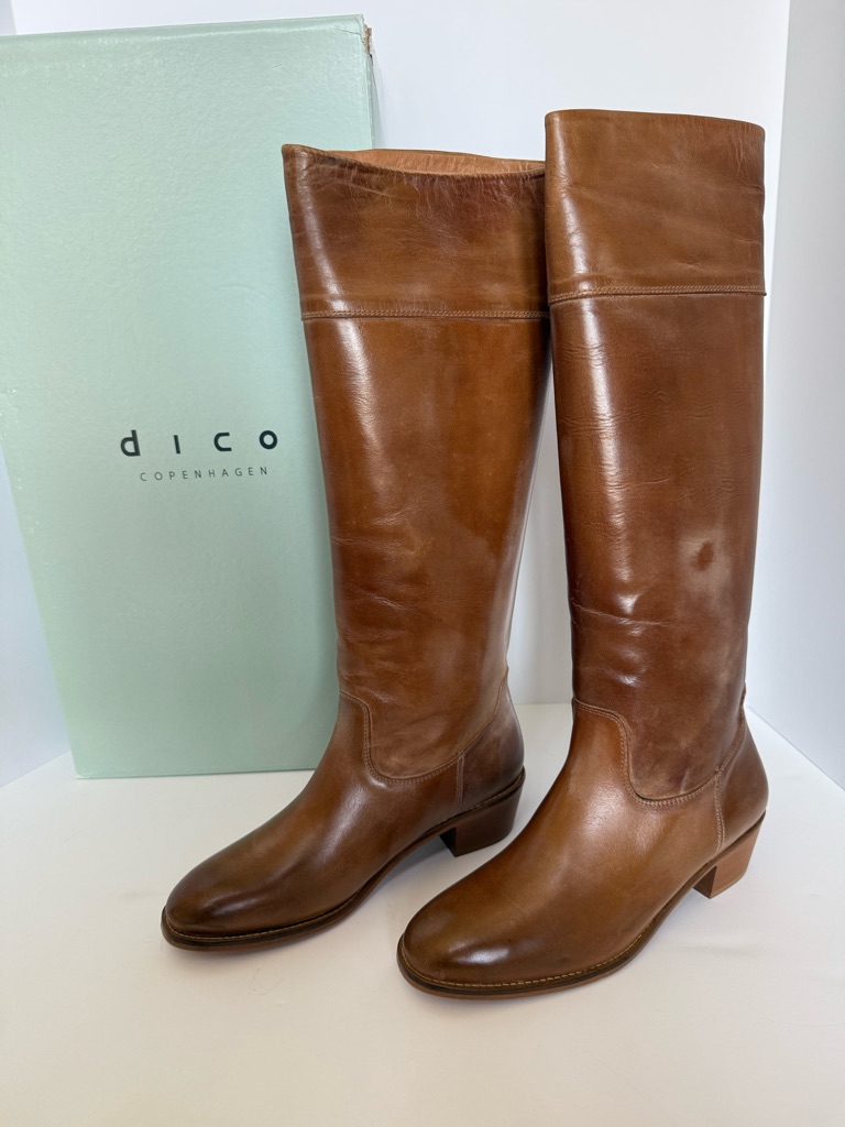 Dico Copenhagen Celina Cavalry Escovado Dark Tan Leather Boots, Size 40 — image 3 of 8